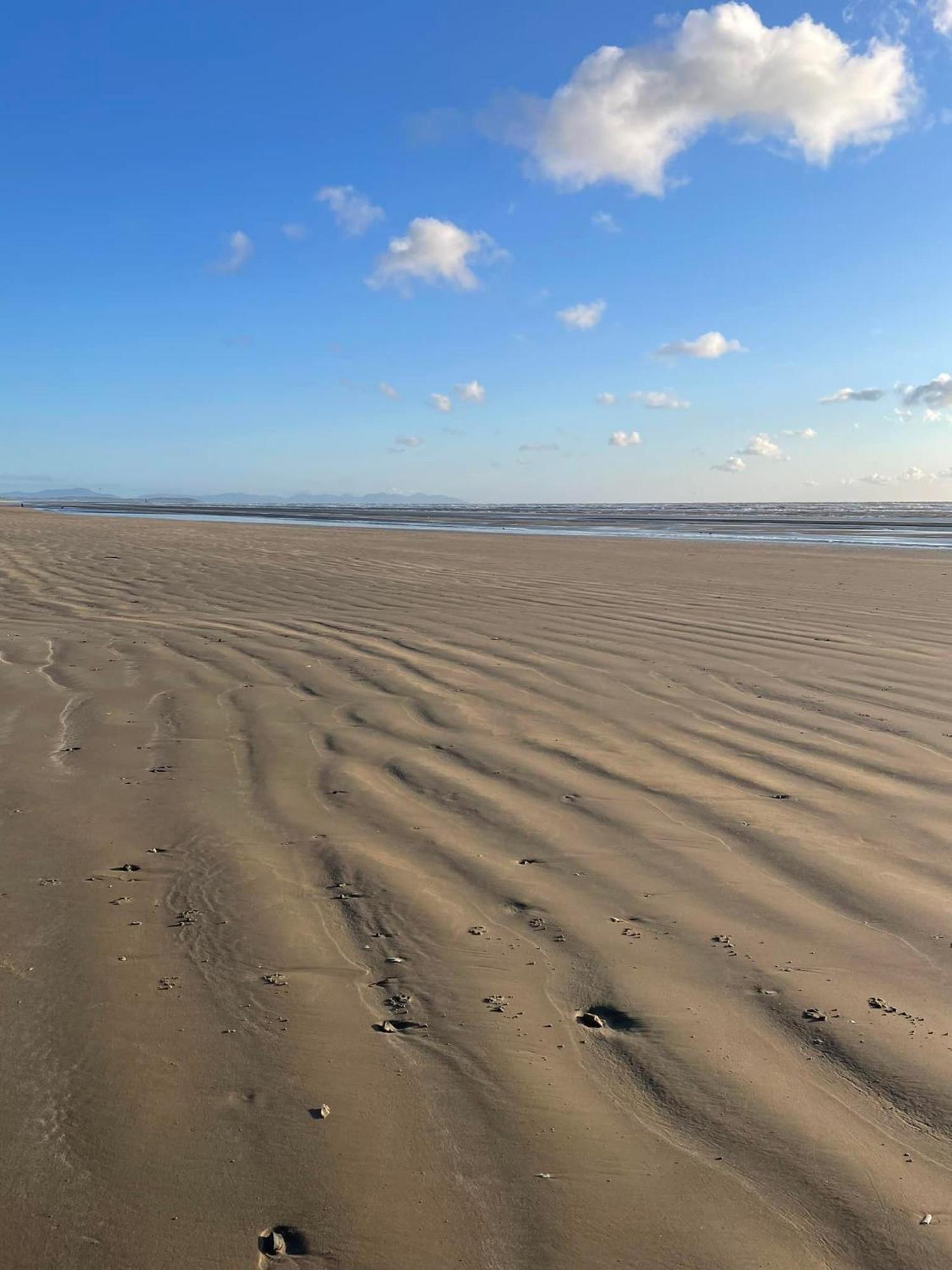 Bovinda Cottage - By The Beach, Bettystown Esterno foto